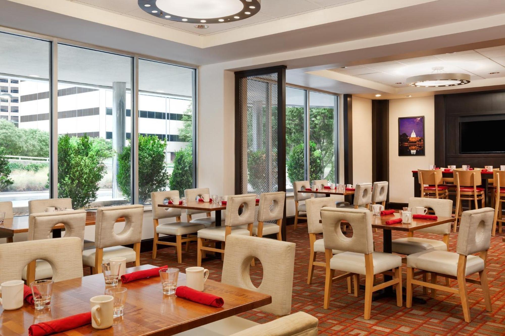 Holiday Inn National Airport/Crystal City By Ihg Арлингтън Екстериор снимка