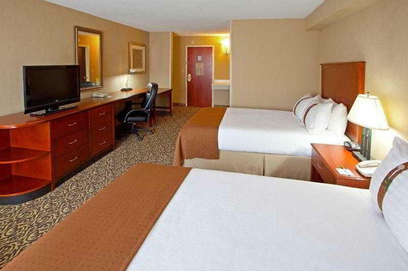 Holiday Inn National Airport/Crystal City By Ihg Арлингтън Стая снимка